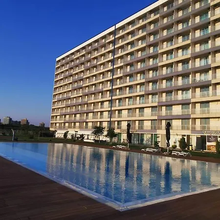 Studio Pentru 4 Persoane In Olimp - 2 Min De Plaja Διαμέρισμα Douăzeci şi Trei August